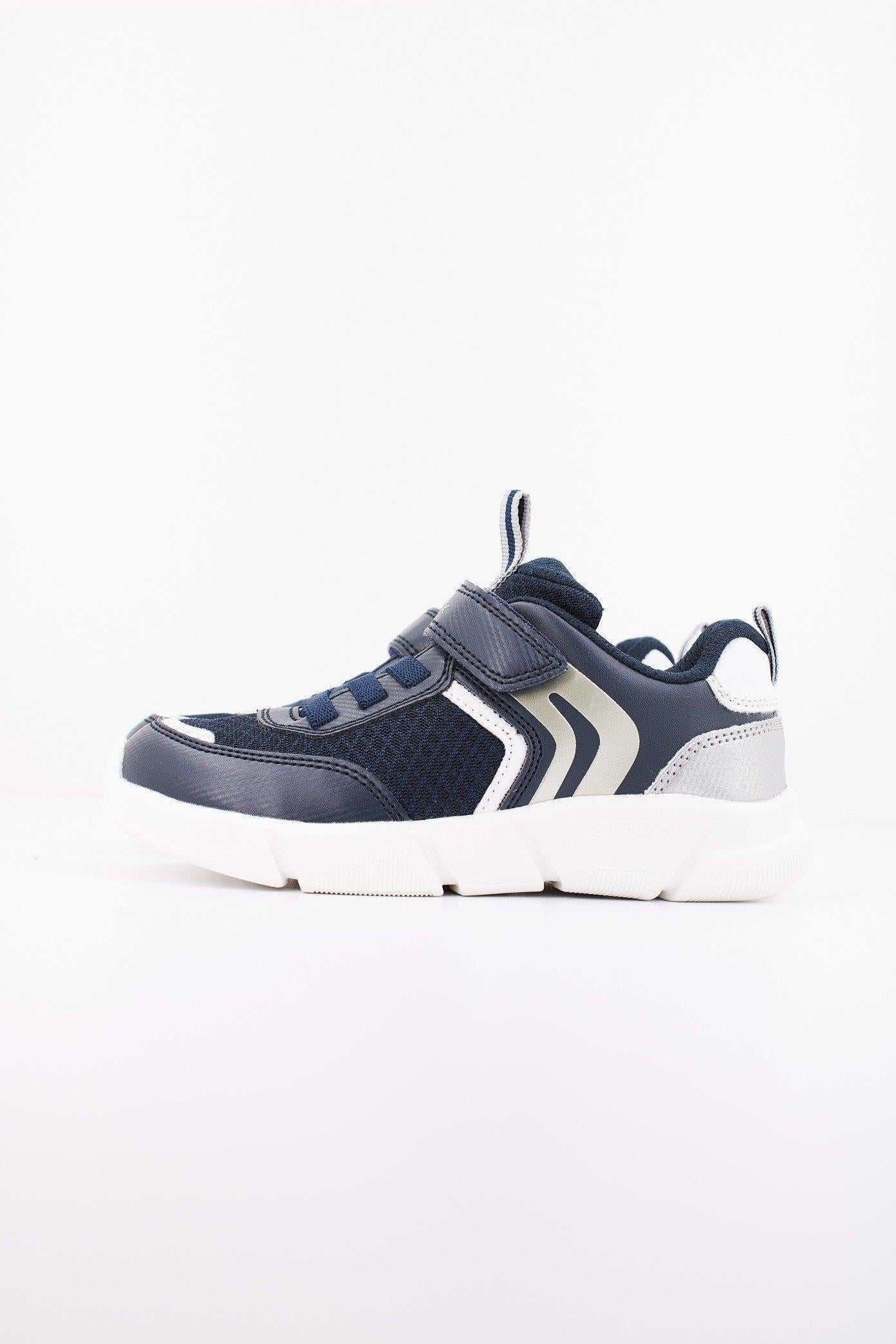 GEOX J ARIL BOY en color AZUL (1)
