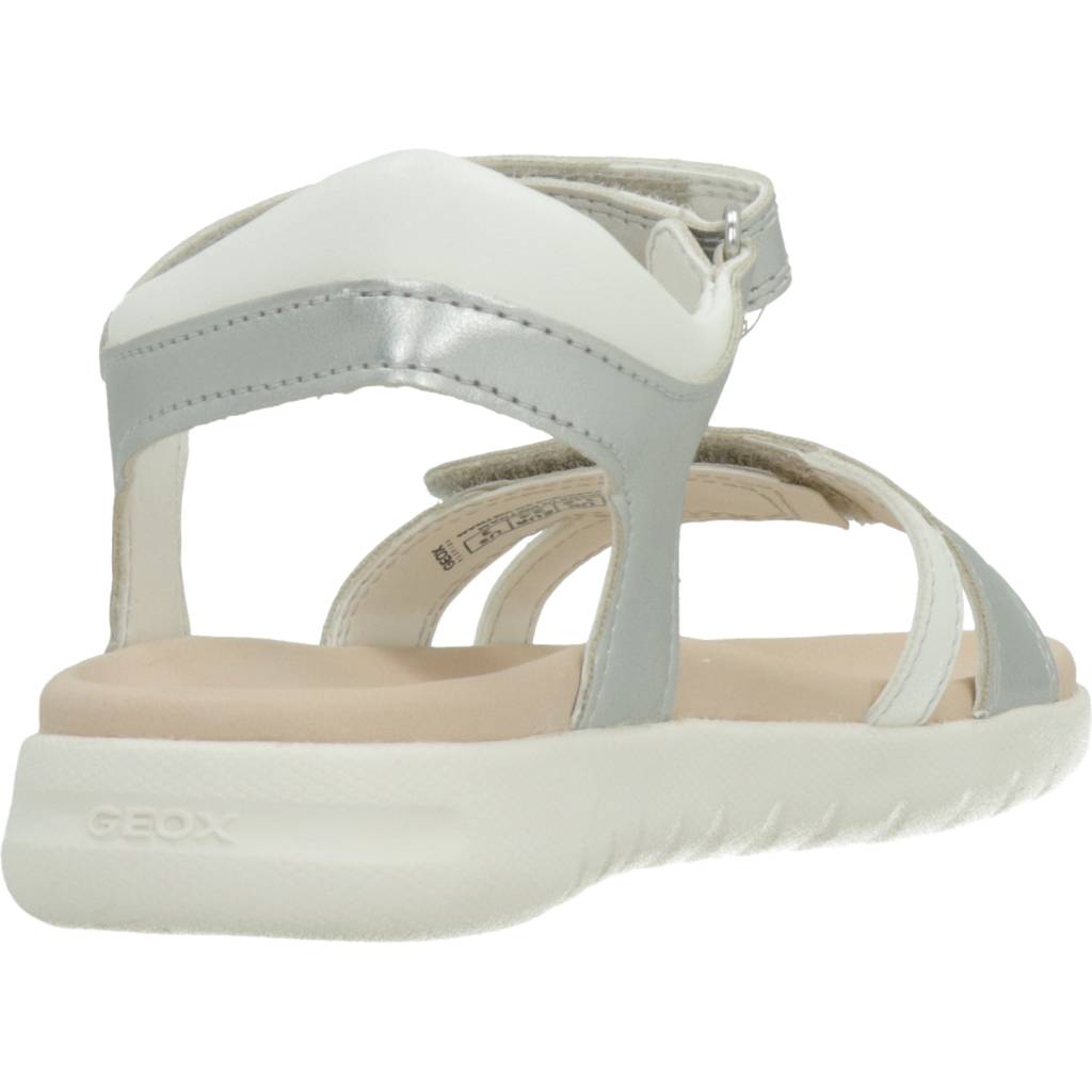 GEOX J SANDAL SOLEIMA GIR en color PLATA (3)