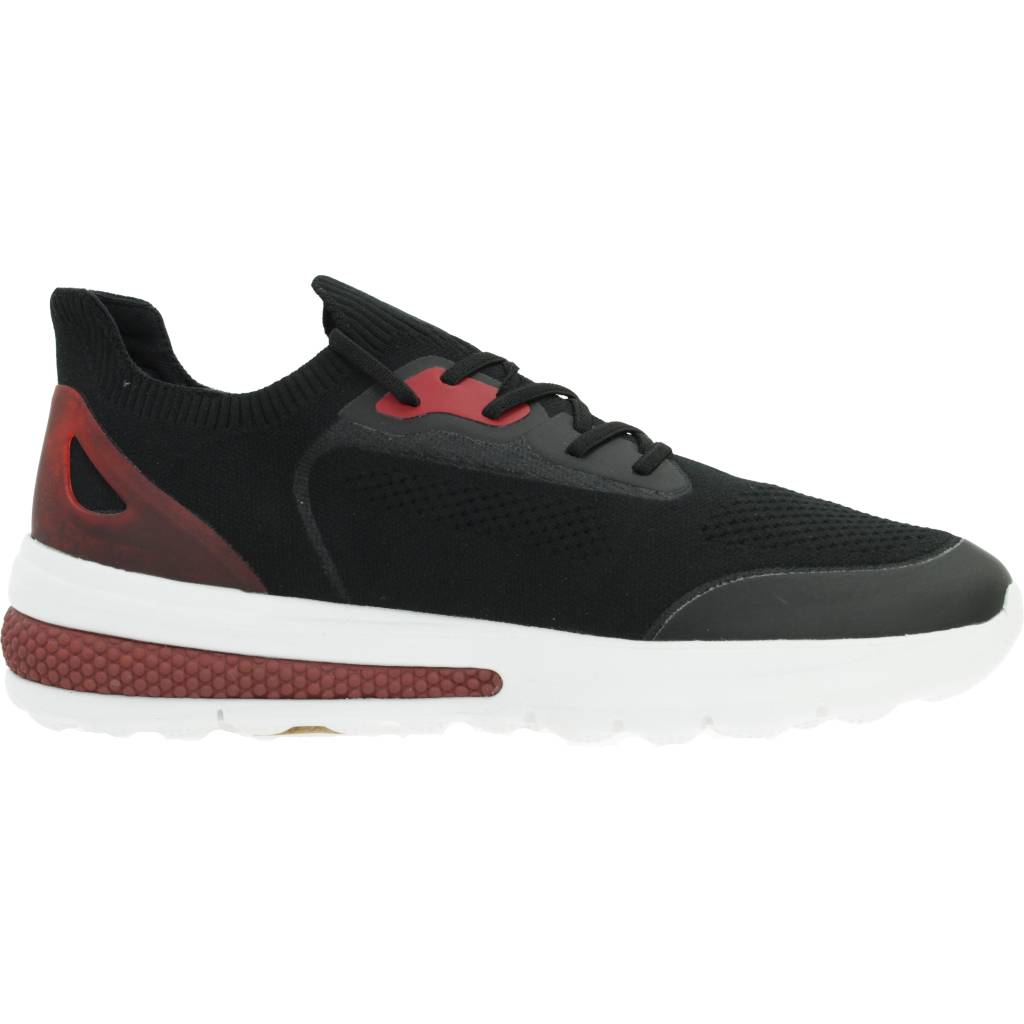 GEOX UBAA en color NEGRO (4)