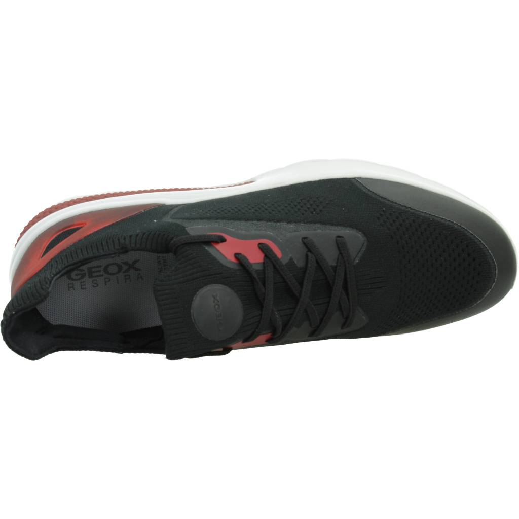 GEOX UBAA en color NEGRO (7)