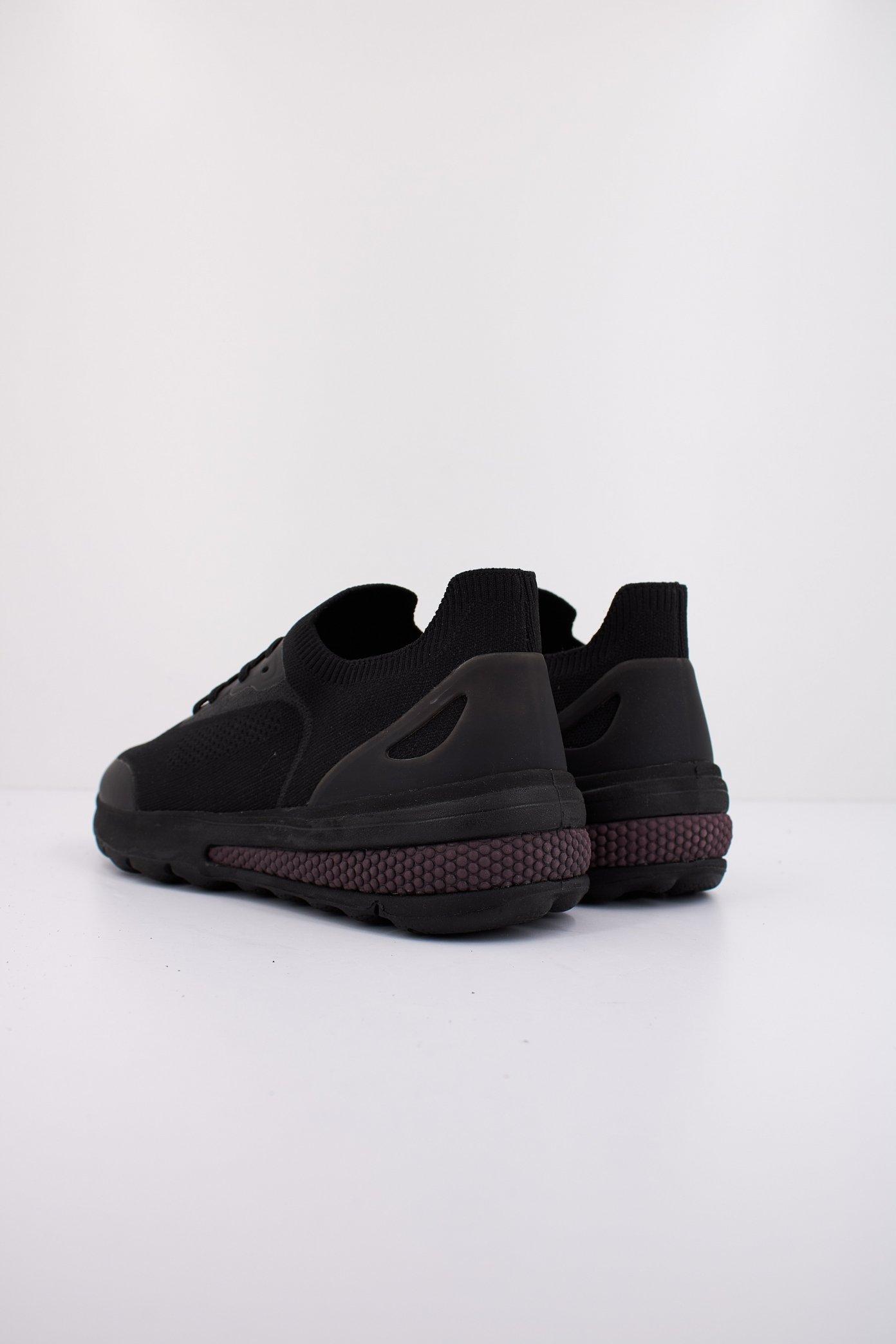 GEOX U SPHERICA en color NEGRO (3)