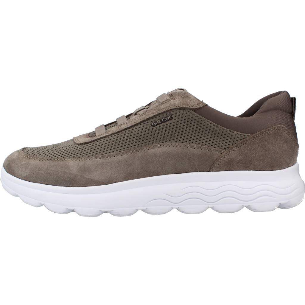GEOX U SPHERICA B en color MARRON (2)