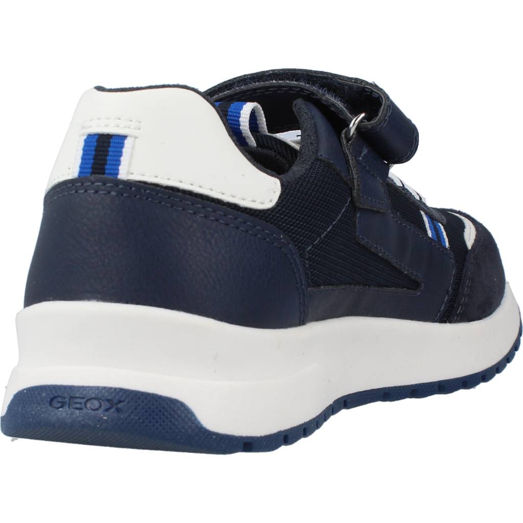 GEOX J BRIEZEE BOY B en color AZUL (3)