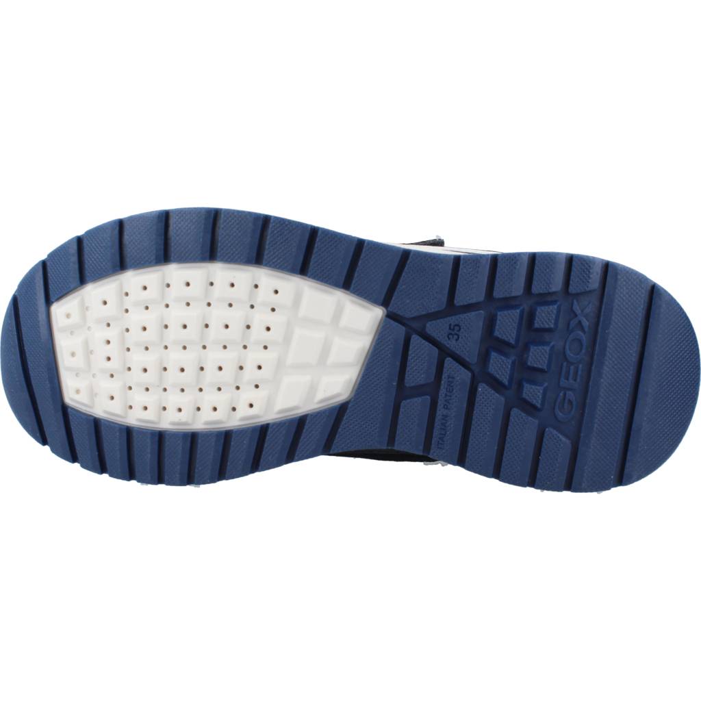 GEOX J BRIEZEE BOY B en color AZUL (6)