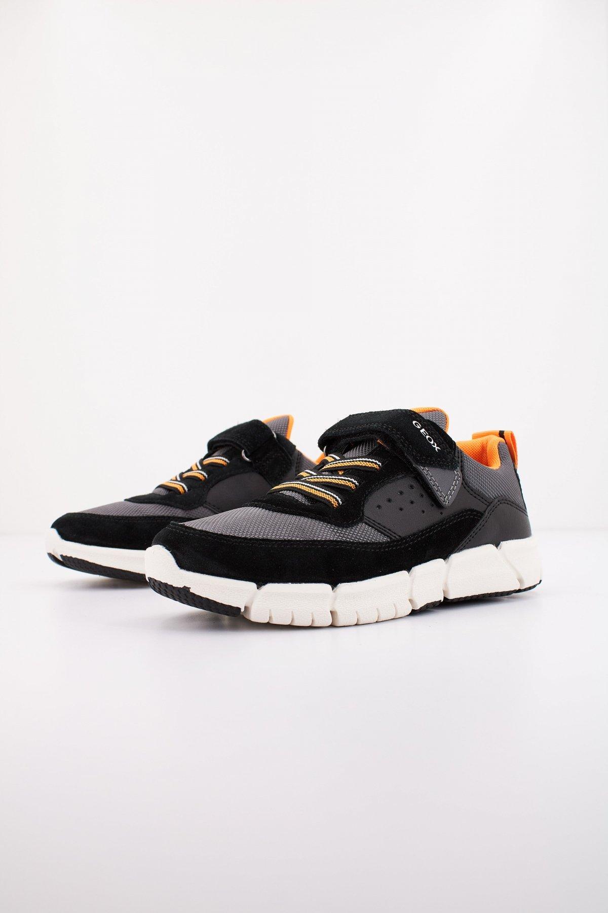 GEOX J FLEXYPER BOY en color NEGRO (2)