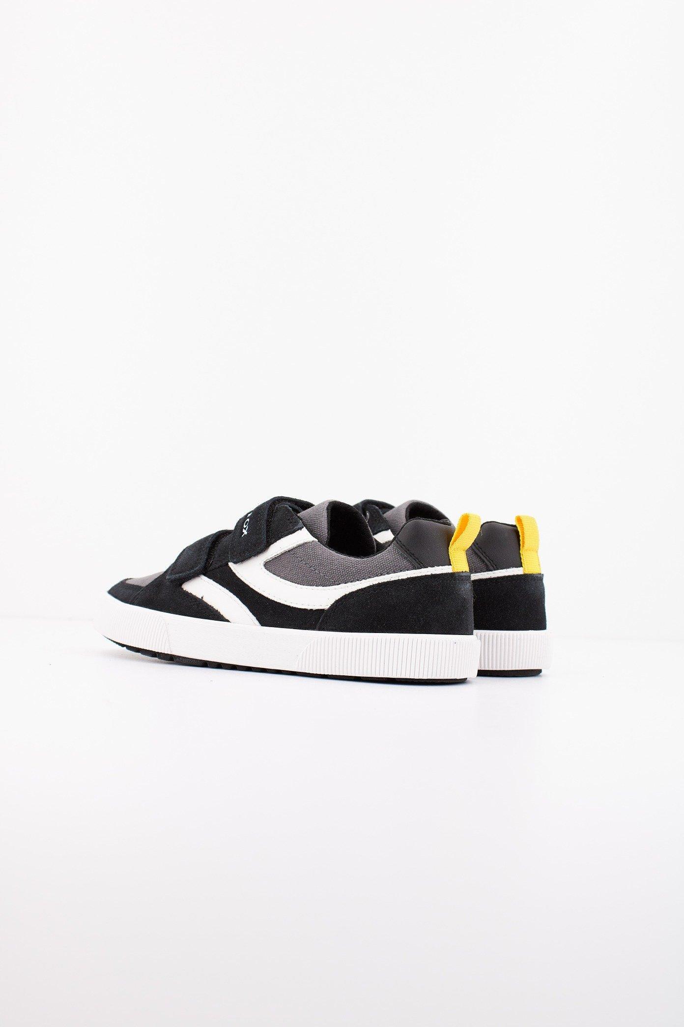 GEOX J ALPHABEET BOY C en color NEGRO (3)
