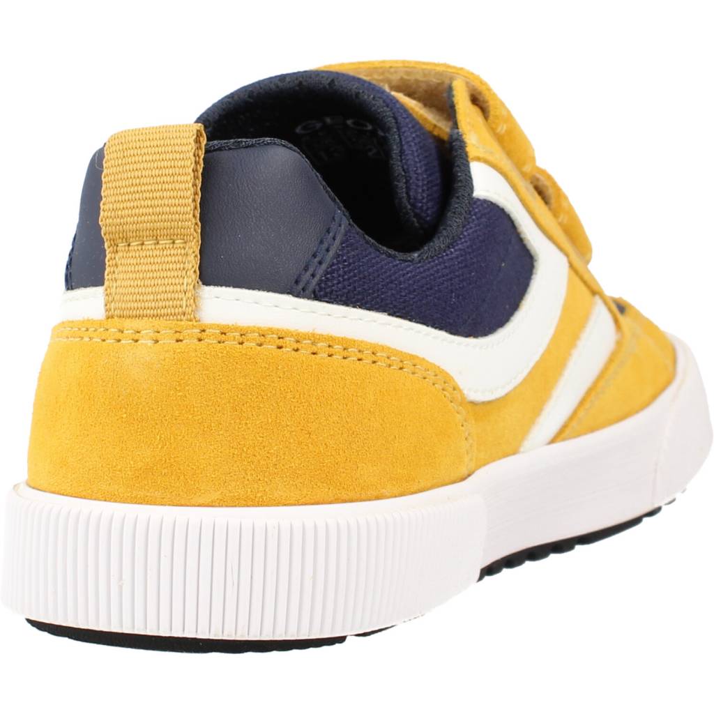 GEOX J ALPHABEET BOY C en color MARRON CLARO (3)