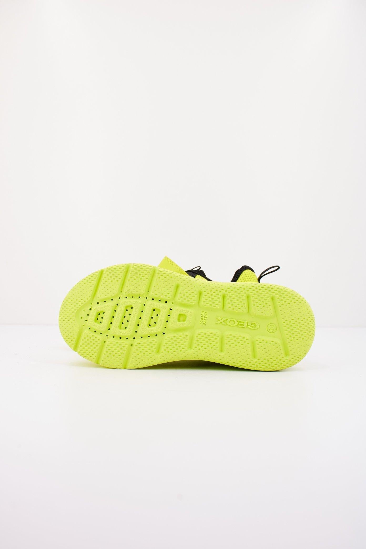 GEOX J SPRINTYE BOY en color AMARILLO (4)