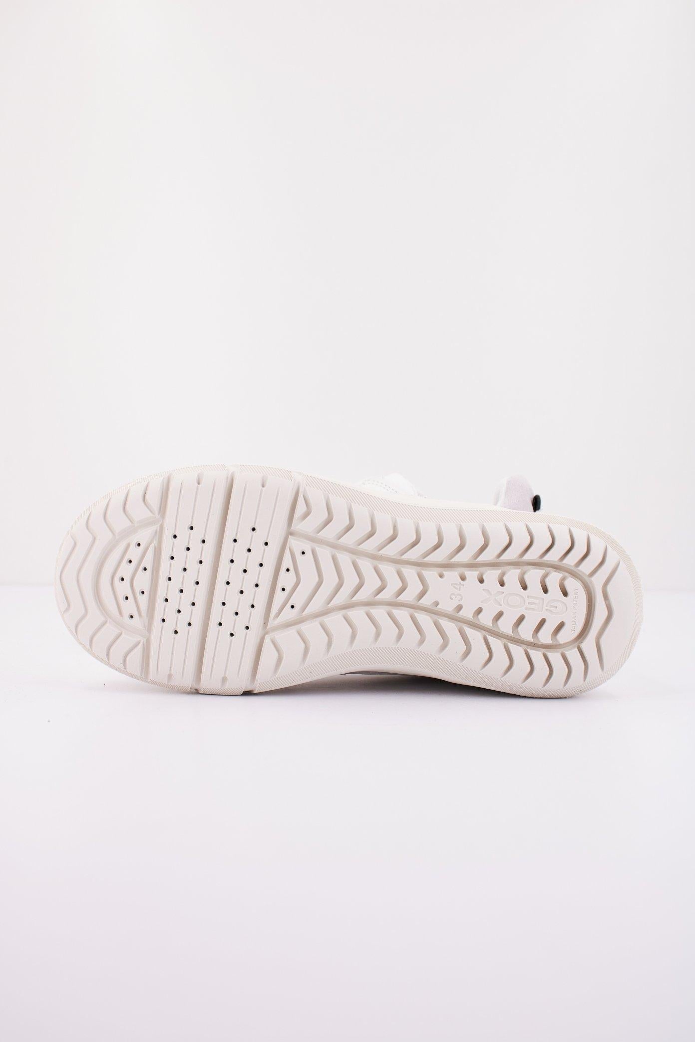 GEOX J HYROO BOY A en color BLANCO (4)