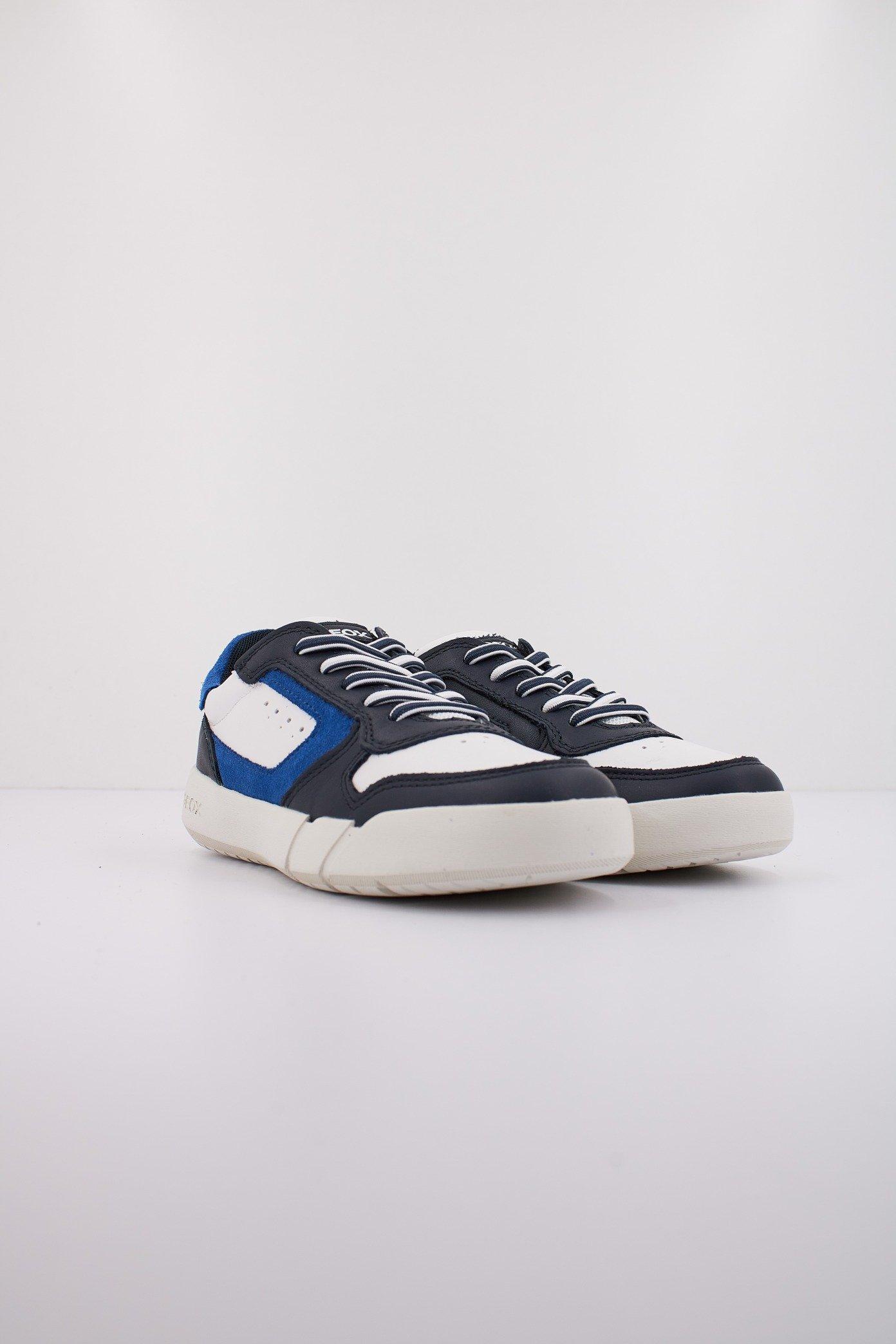 GEOX J HYROO BOY A en color AZUL (2)