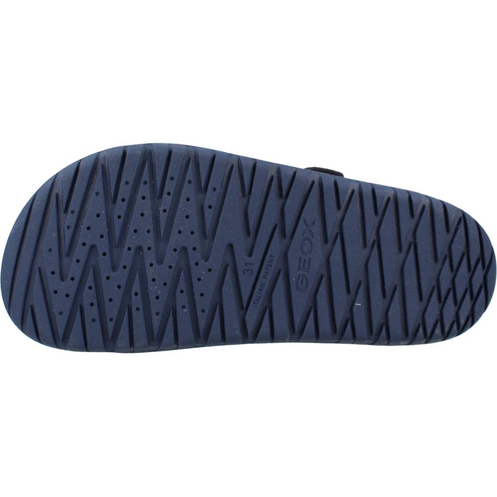 GEOX BC J SANDAL FUSBETTO BO en color VERDE (6)