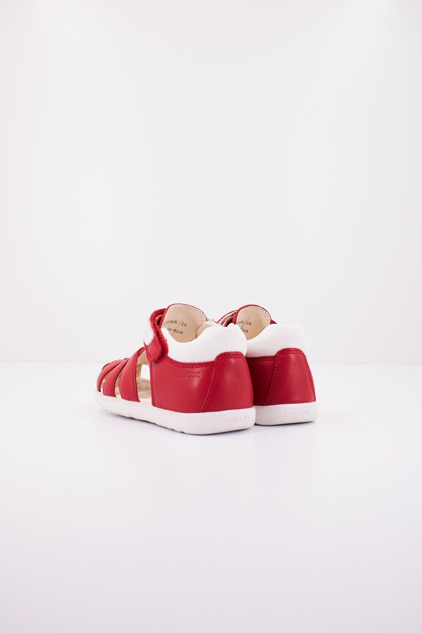 GEOX B SANDAL MACCHIA BOY en color ROJO (3)