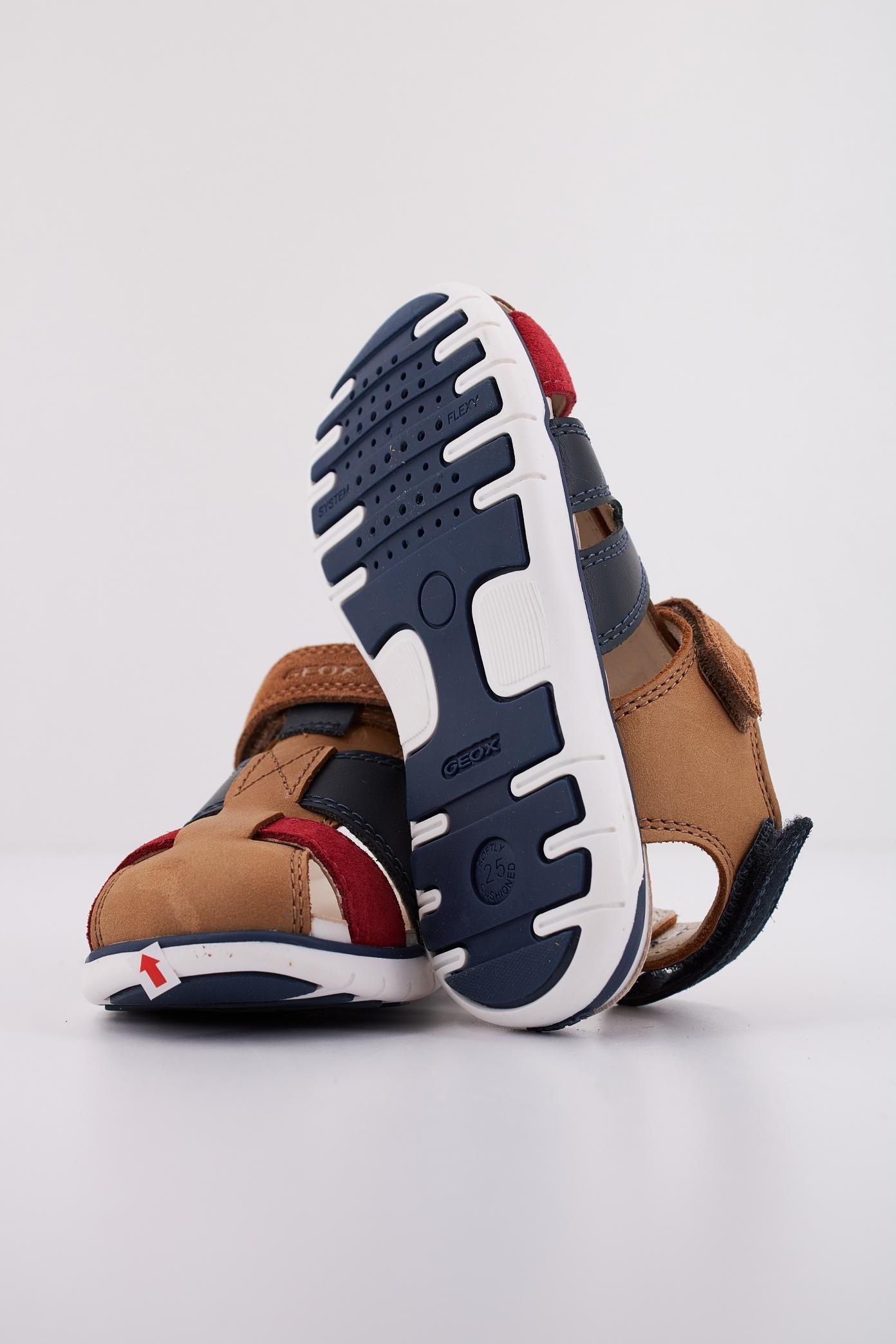 GEOX B SANDAL DELHI BOY en color MARRON (5)