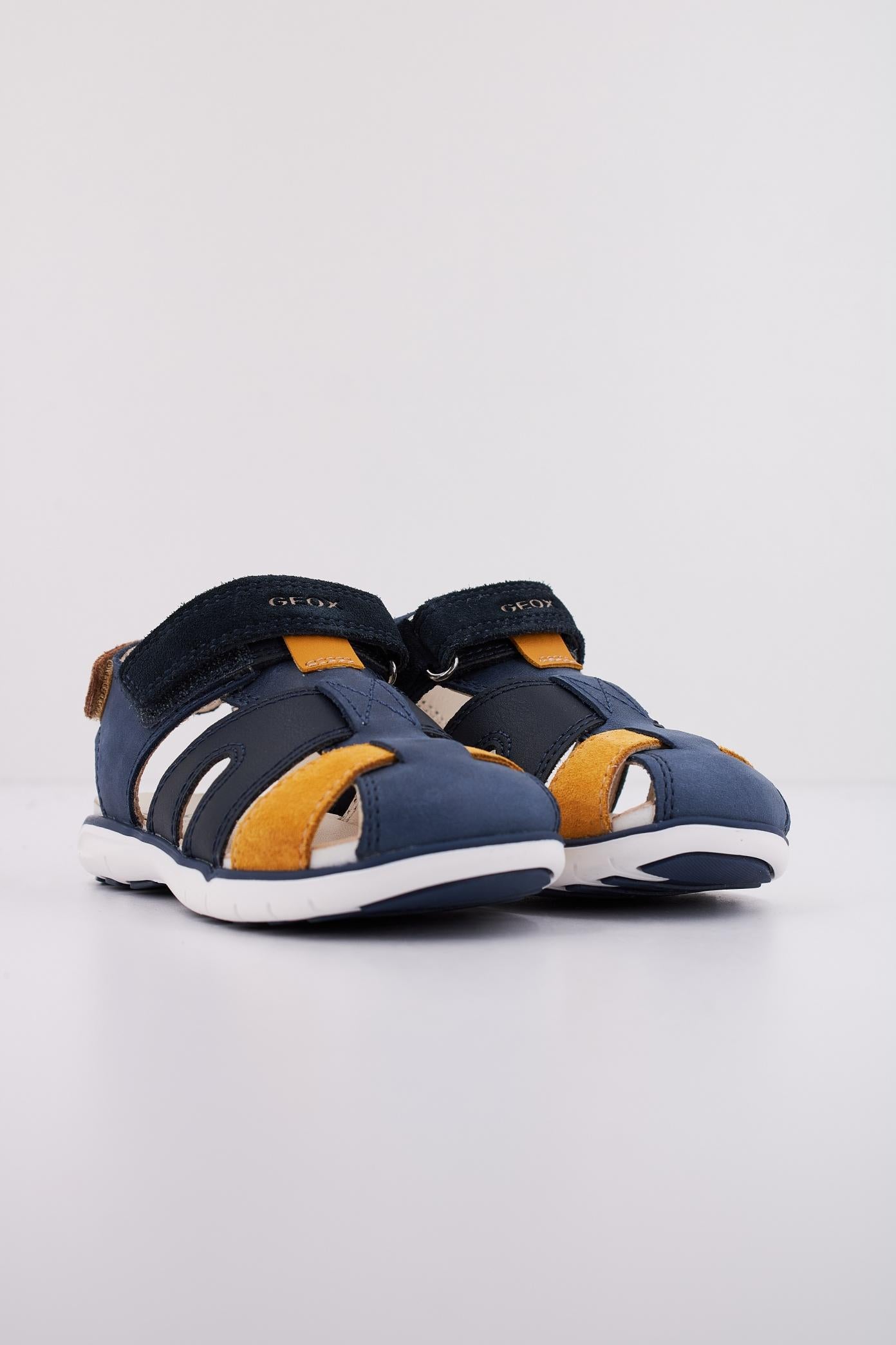 GEOX B SANDAL DELHI BOY A en color AZUL (2)