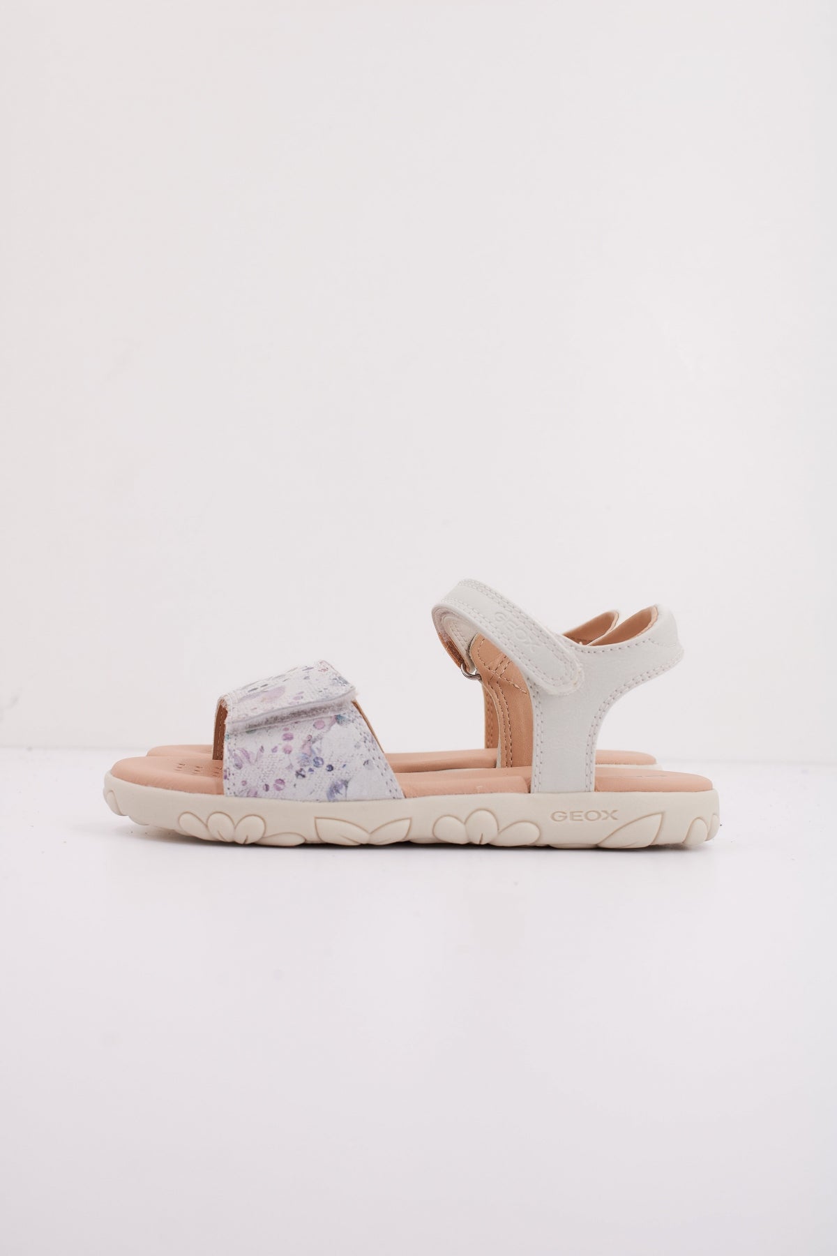 GEOX J SANDAL HAITI GIRL en color BLANCO (1)