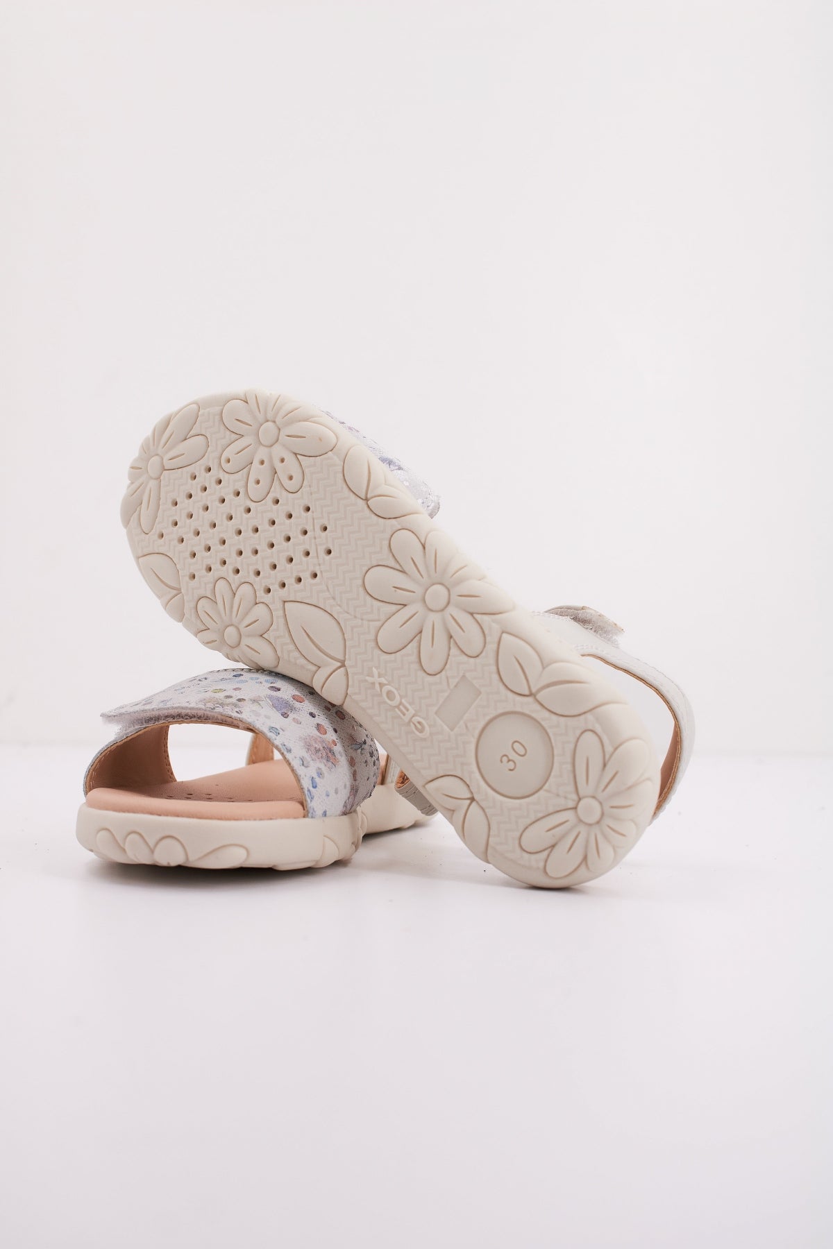 GEOX J SANDAL HAITI GIRL en color BLANCO (5)