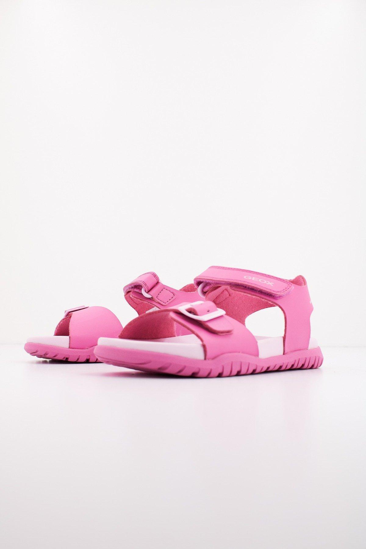 GEOX J SANDAL FUSBETTO GI en color ROSA (2)