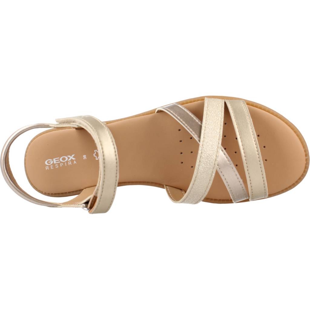 GEOX SANDAL KARLY GIRL en color ORO (7)