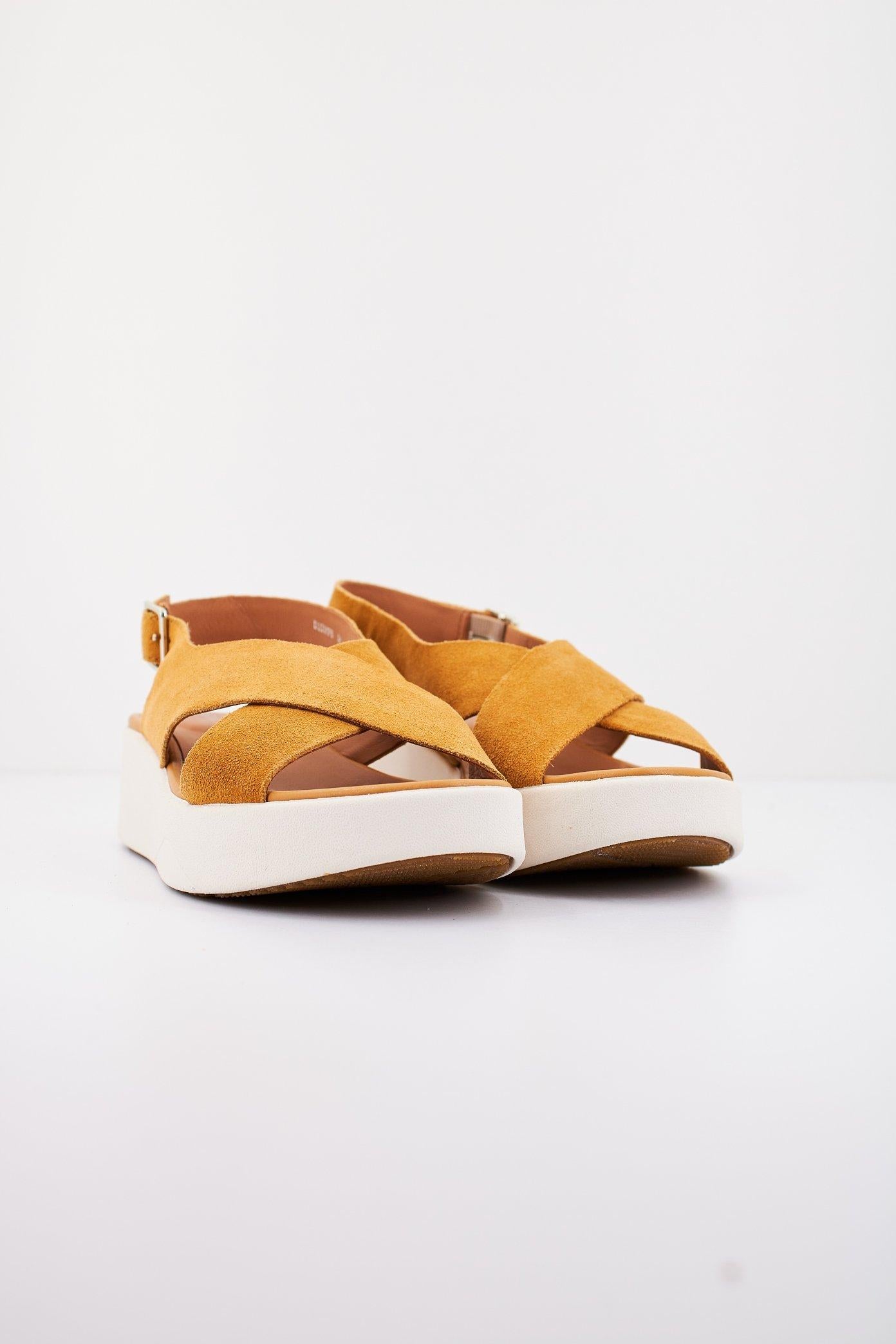 GEOX D LAUDARA en color AMARILLO (2)