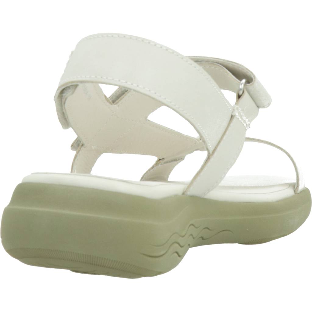 GEOX D SPHERICA ECW A en color BLANCO (3)