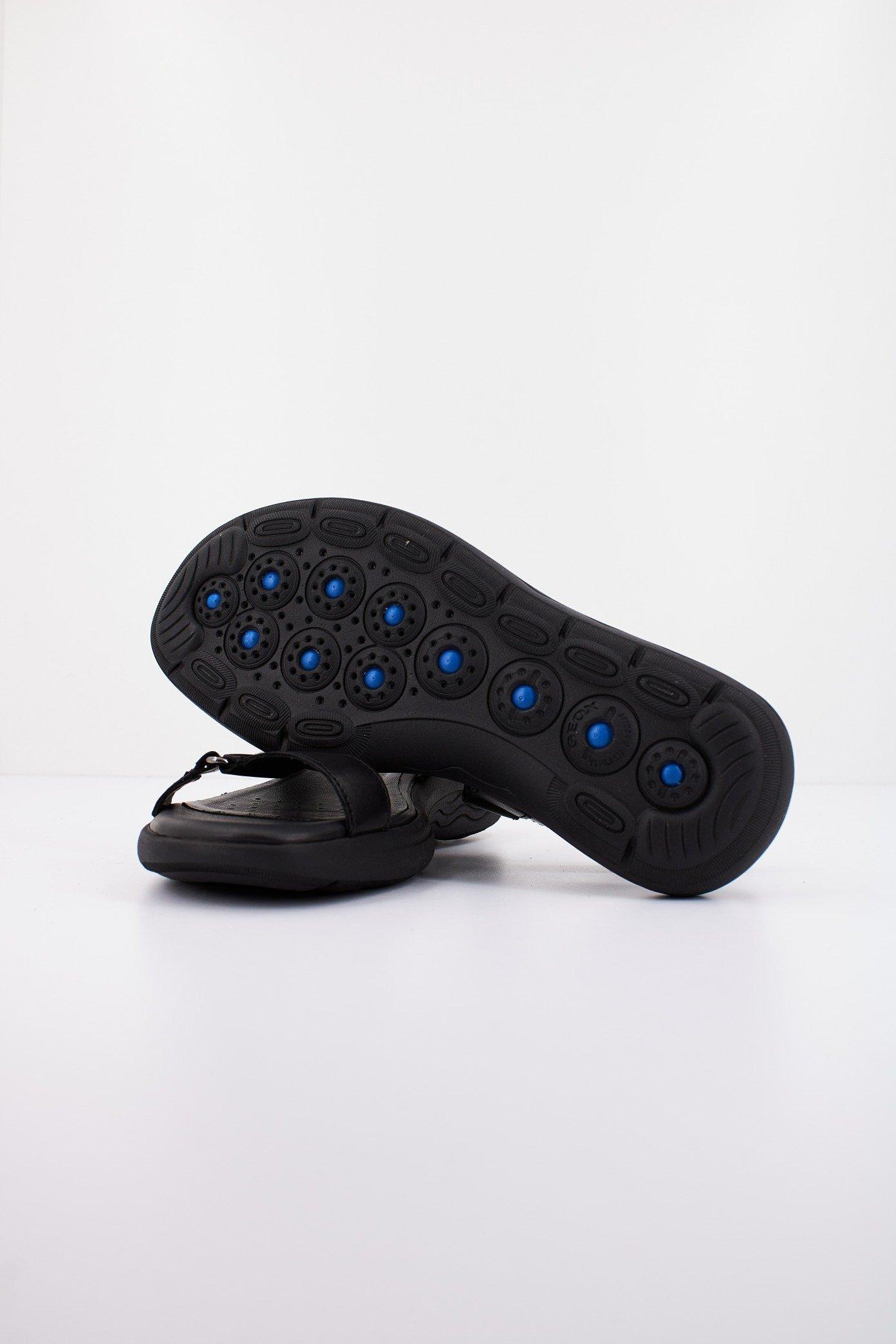 GEOX D SPHERICA ECW en color NEGRO (4)