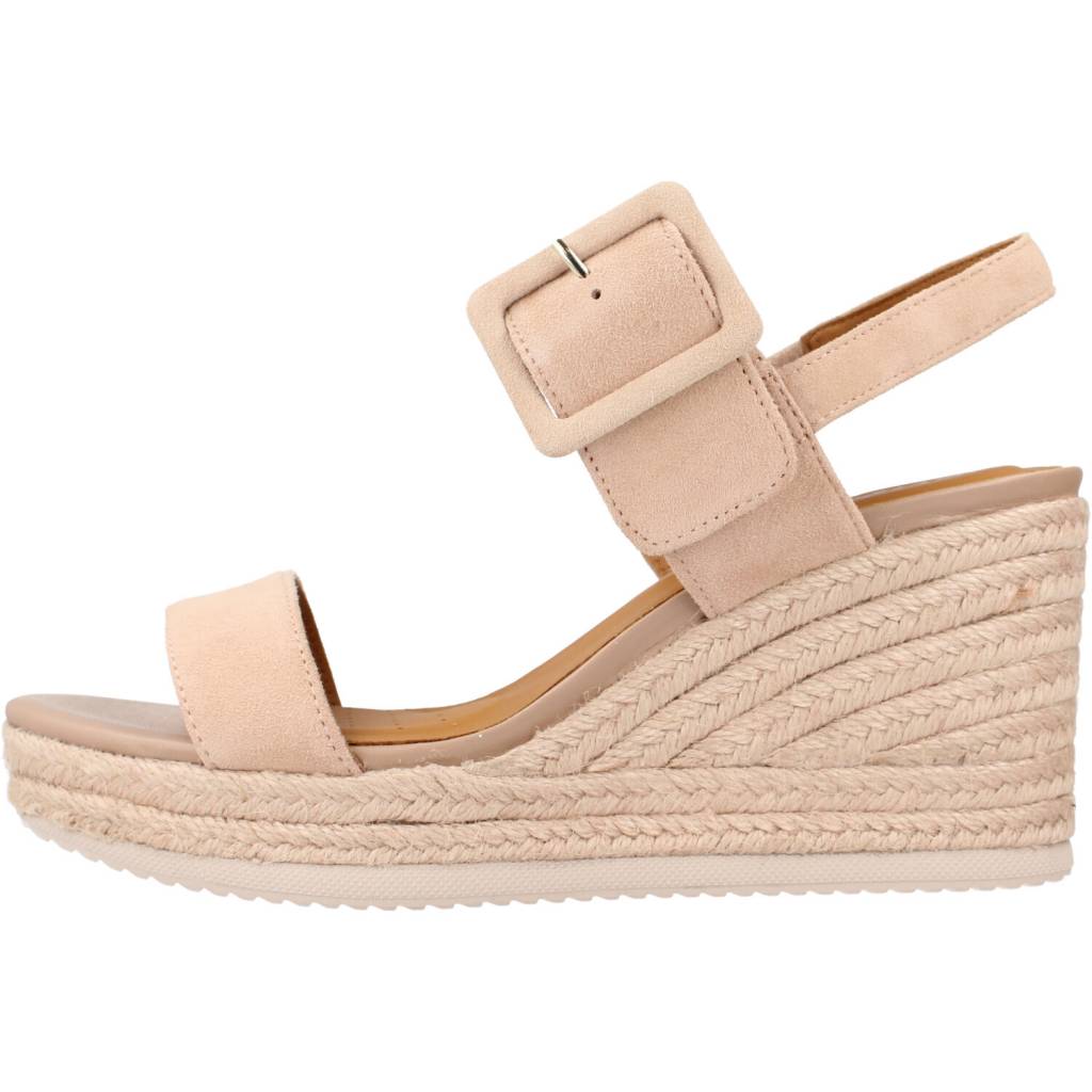 GEOX D PONZA B en color NUDE (2)