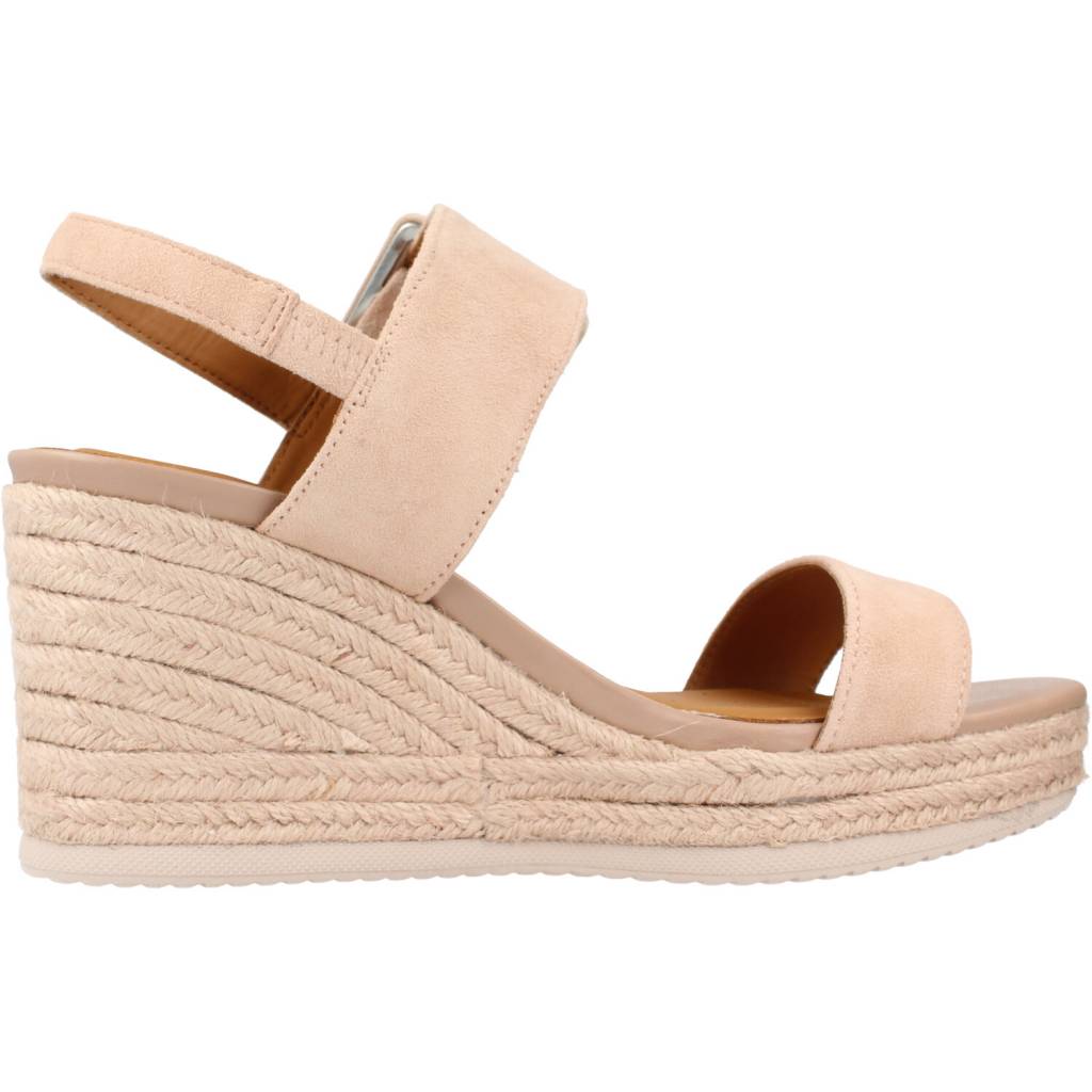 GEOX D PONZA B en color NUDE (4)