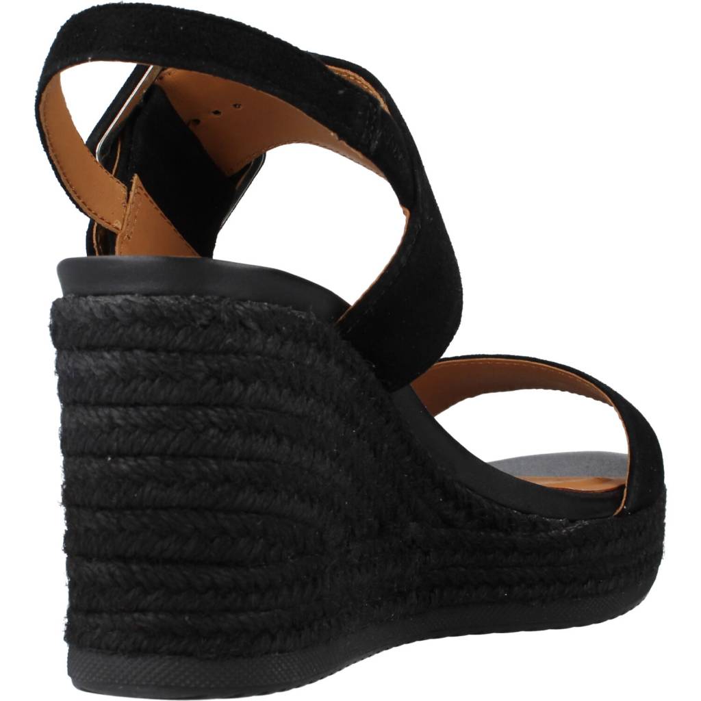 GEOX D PONZA B en color NEGRO (3)