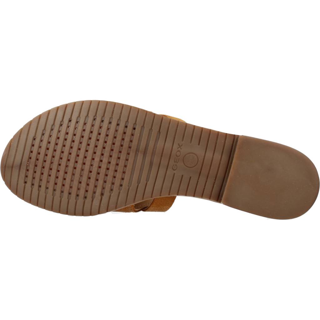 GEOX DLXD en color MARRON (6)