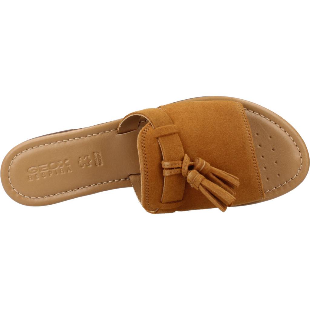 GEOX DLXD en color MARRON (7)
