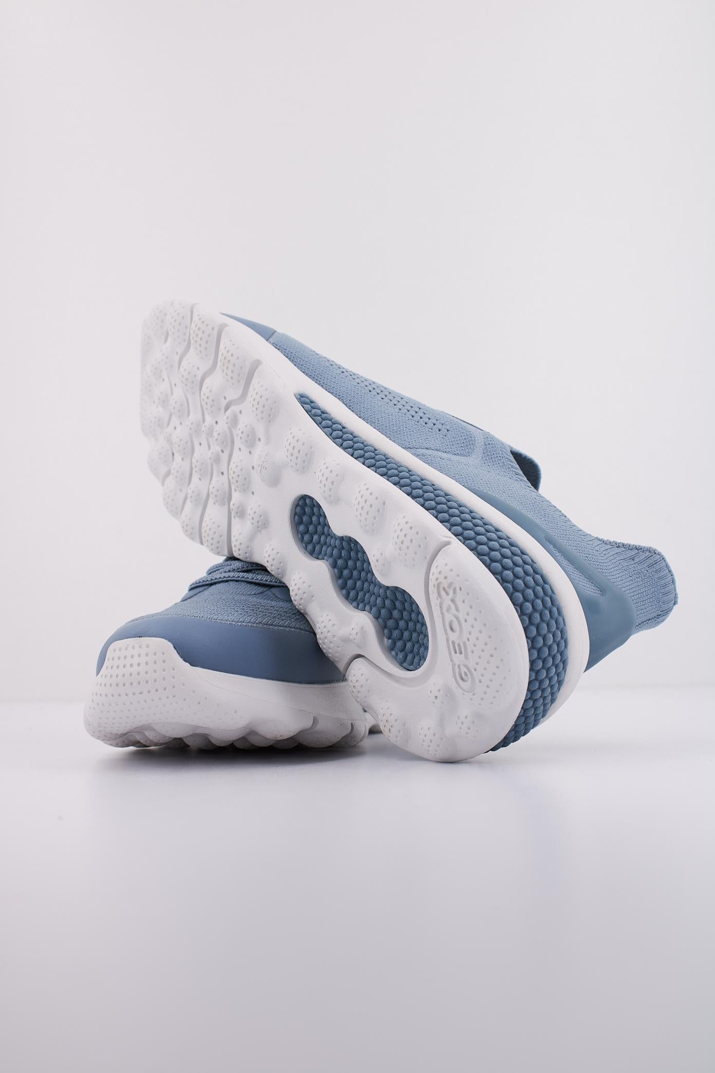 GEOX D SPHERICA ACTIF A en color AZUL (5)