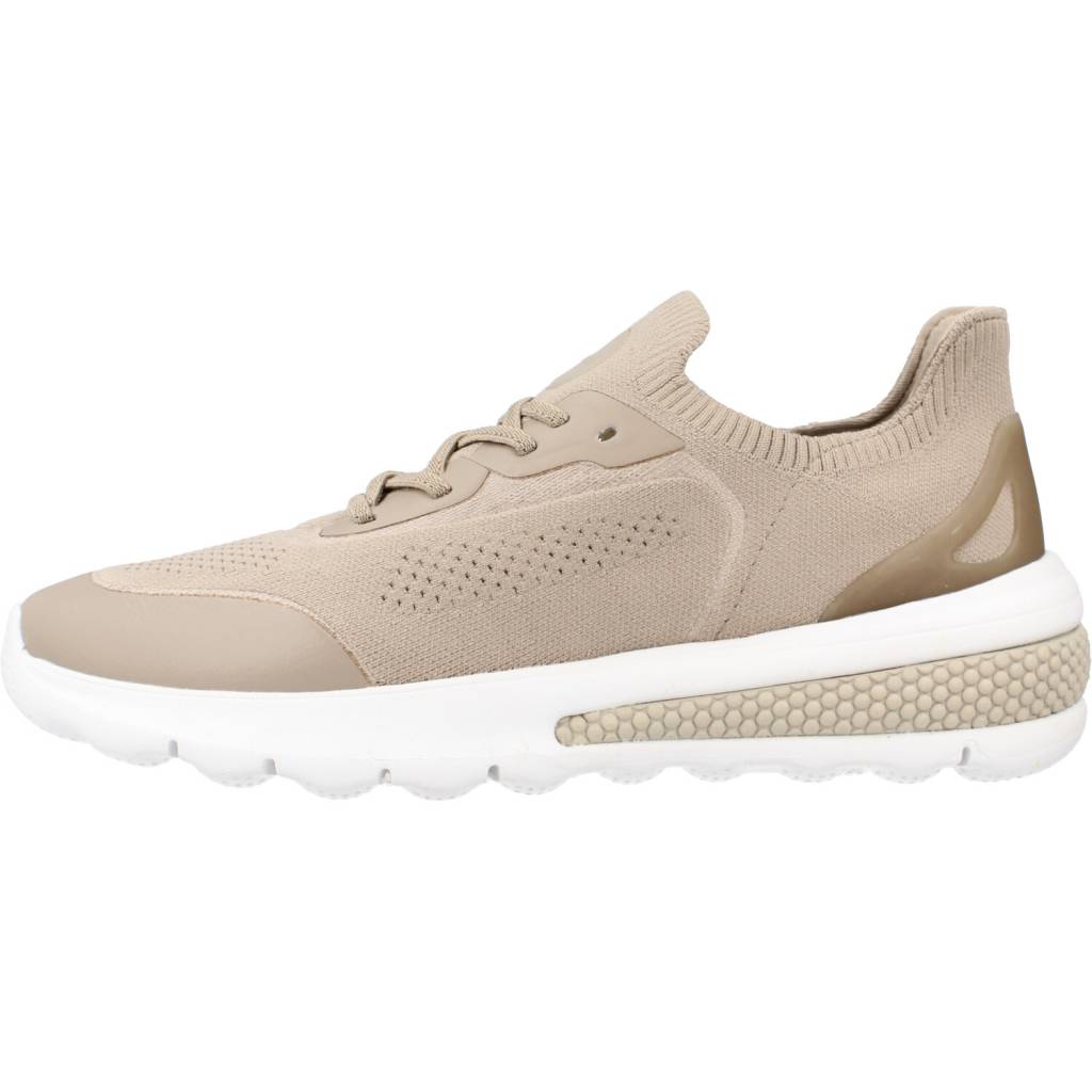 GEOX D SPHERICA ACTIF A en color MARRON CLARO (2)
