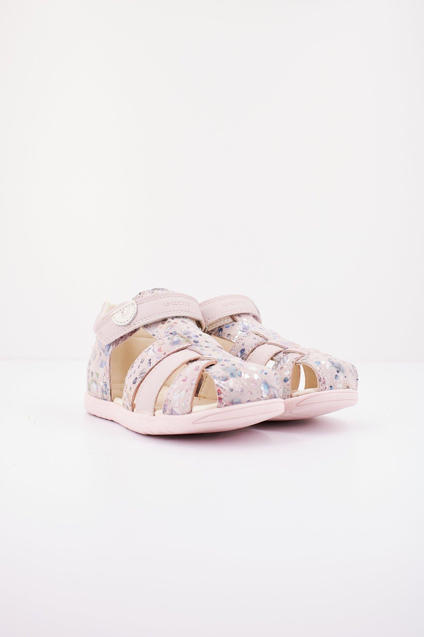 GEOX B SANDAL MACCHIA GIR en color ROSA (2)