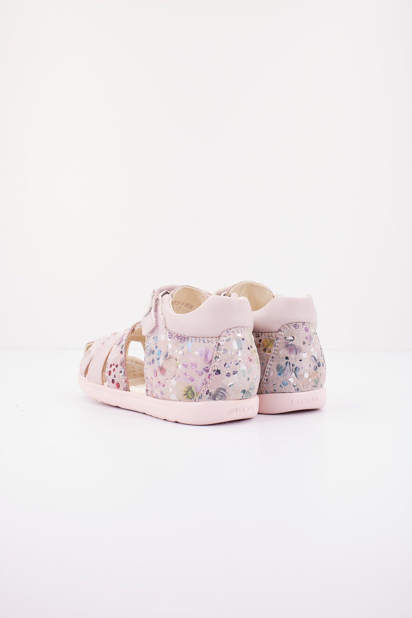 GEOX B SANDAL MACCHIA GIR en color ROSA (3)