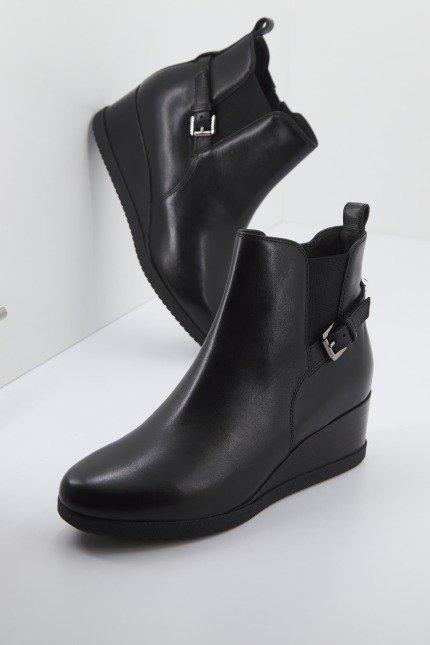 GEOX D ANYLLA WEDGE en color NEGRO (2)
