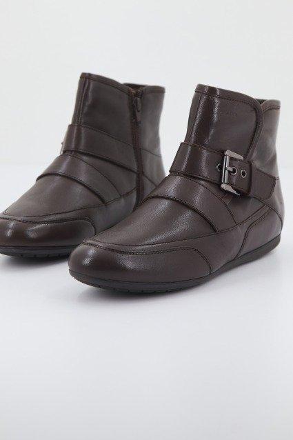 GEOX D NEW MOENA en color MARRON (1)