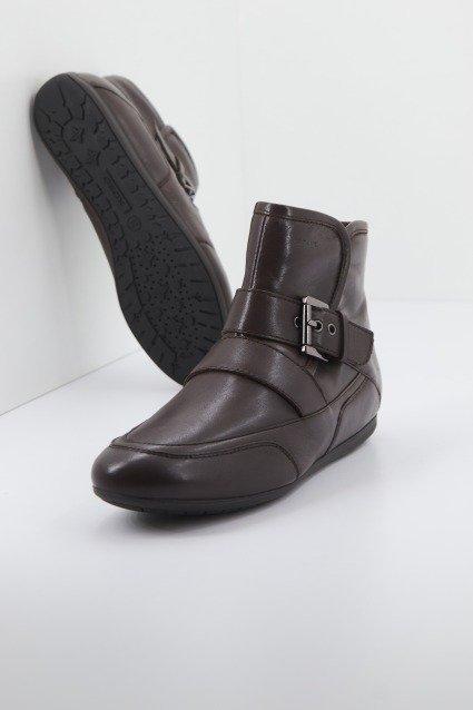 GEOX D NEW MOENA en color MARRON (2)