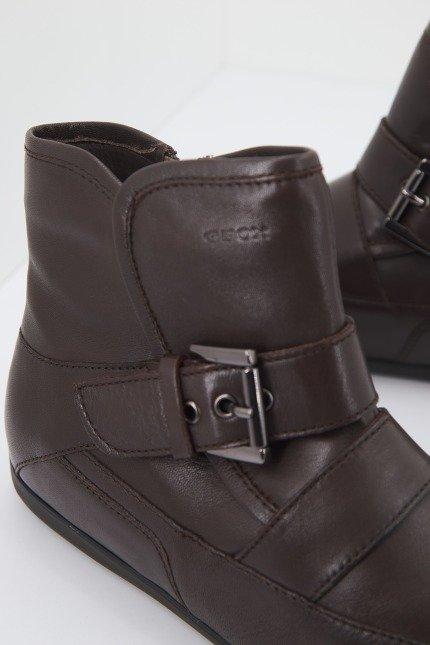 GEOX D NEW MOENA en color MARRON (4)