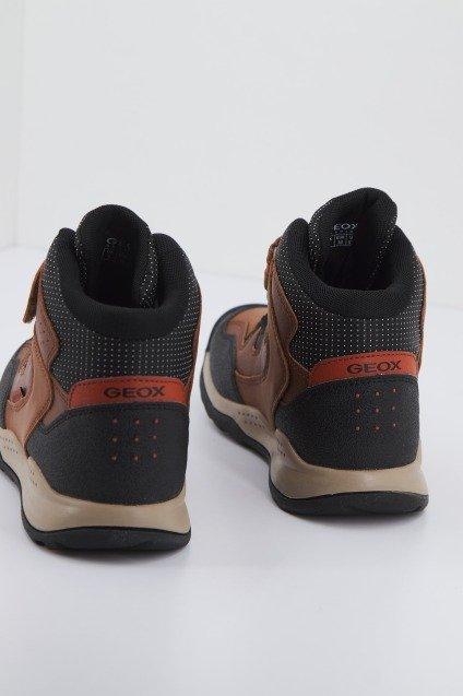 GEOX J TERAM BOY B ABX en color MARRON (2)