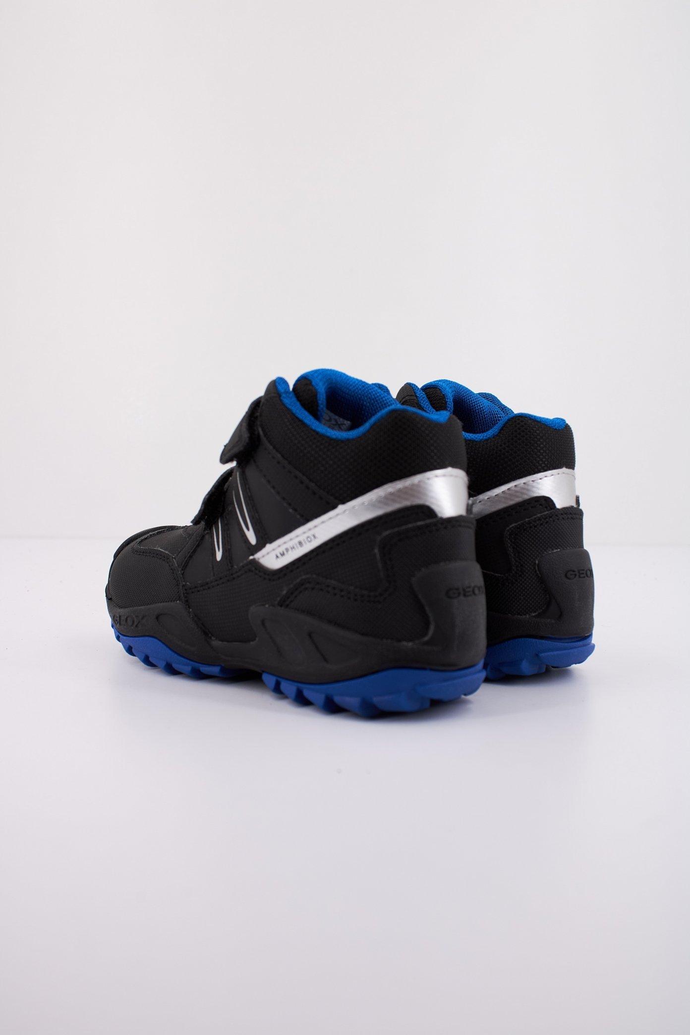 GEOX J NEW SAVAGE BOY B A en color NEGRO (4)