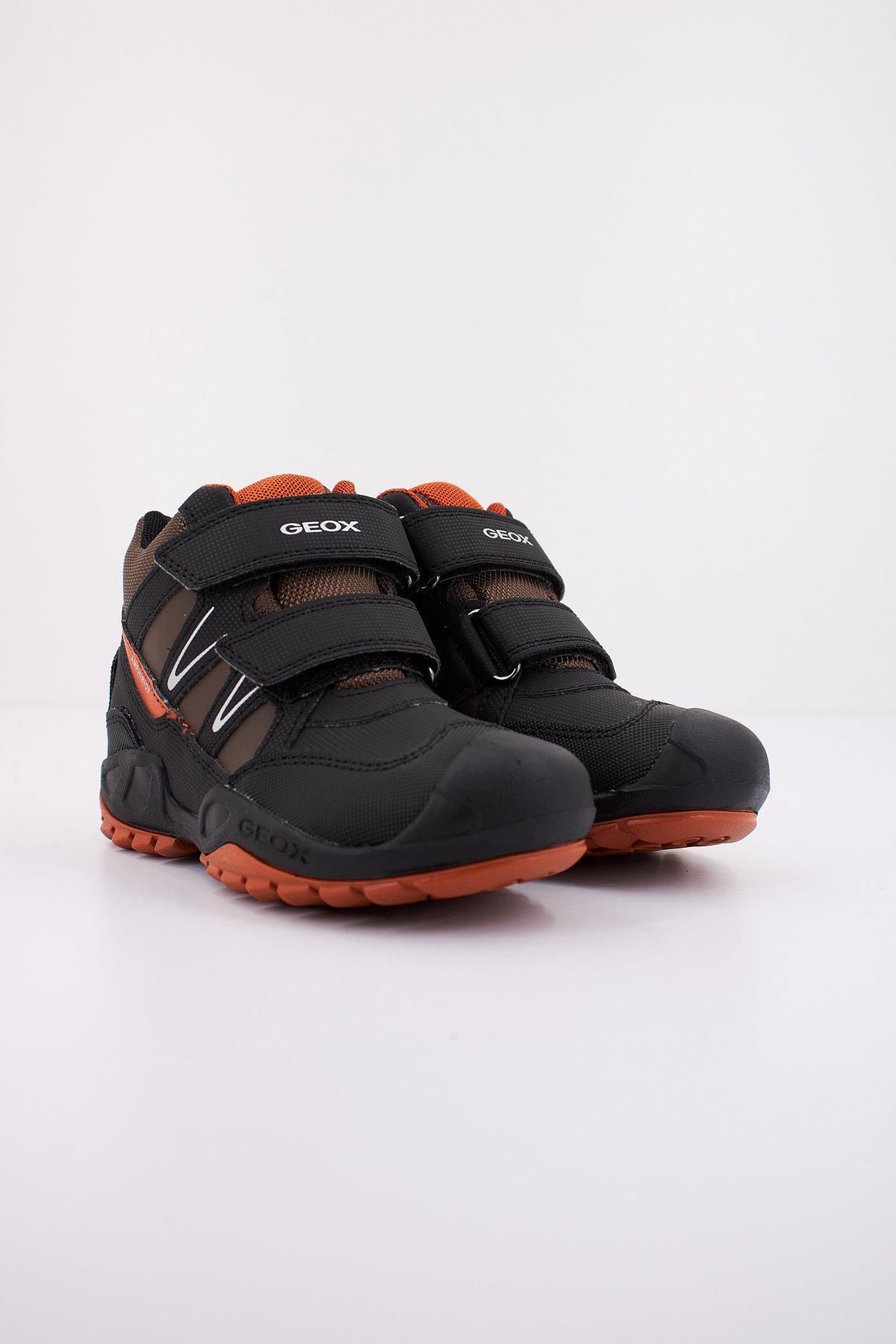 GEOX J NEW SAVAGE BOY B A en color NEGRO (2)