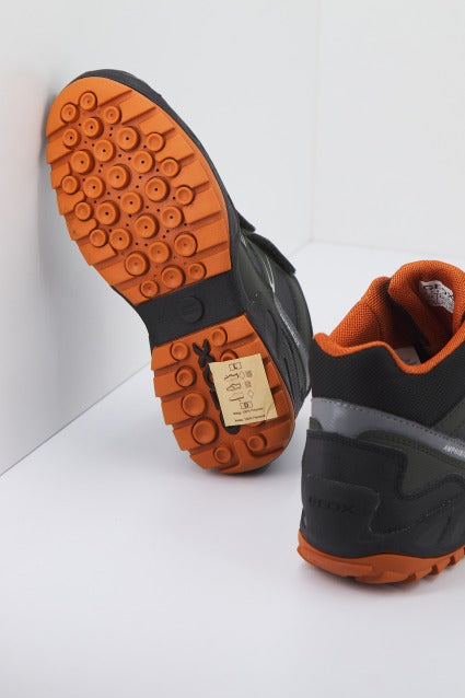 GEOX J NEW SAVAGE BOY B A en color NEGRO (3)