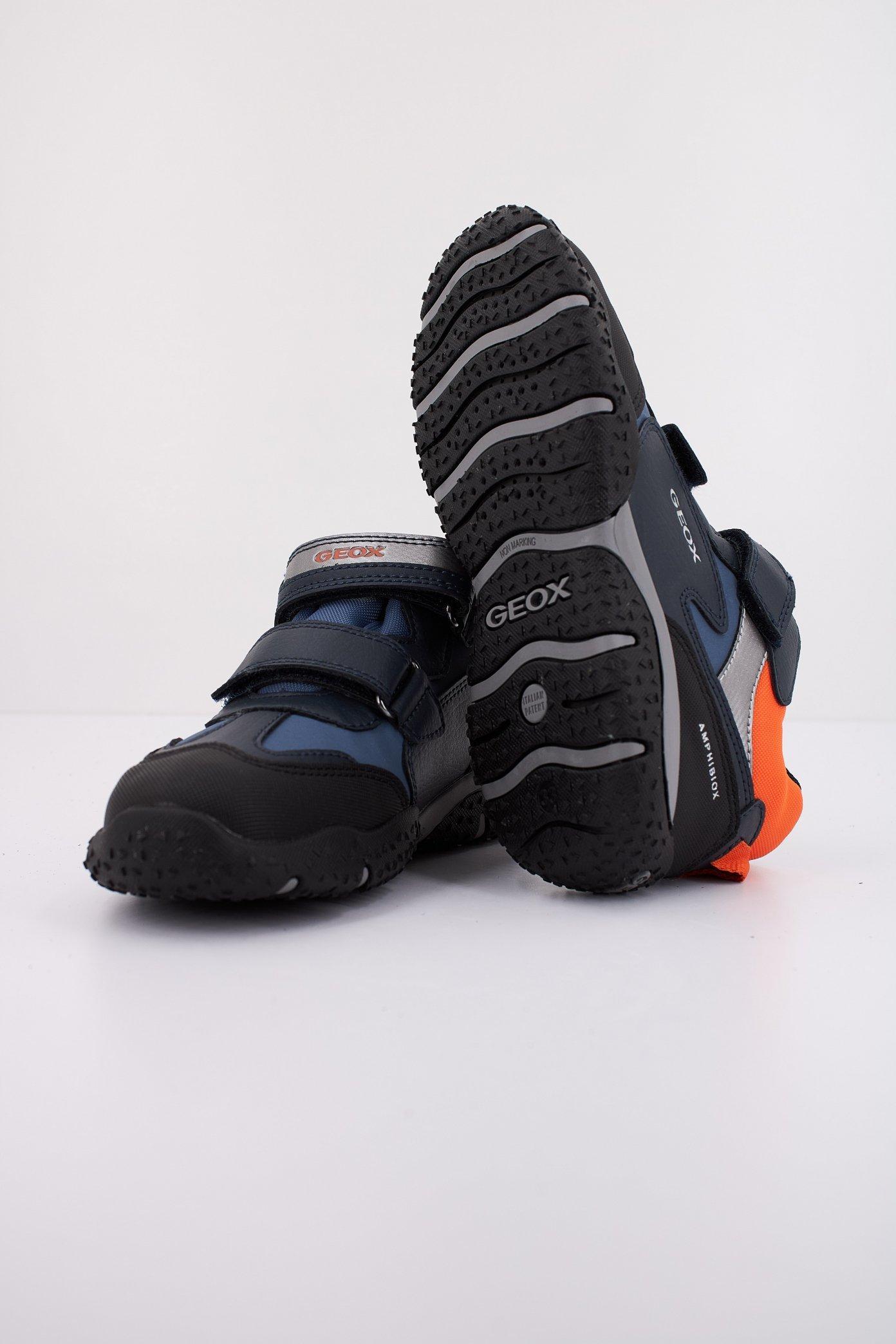 GEOX JR BALTIC BOY B ABX en color AZUL (5)