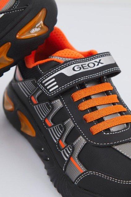 GEOX J ASSISTER BOY en color NEGRO (2)