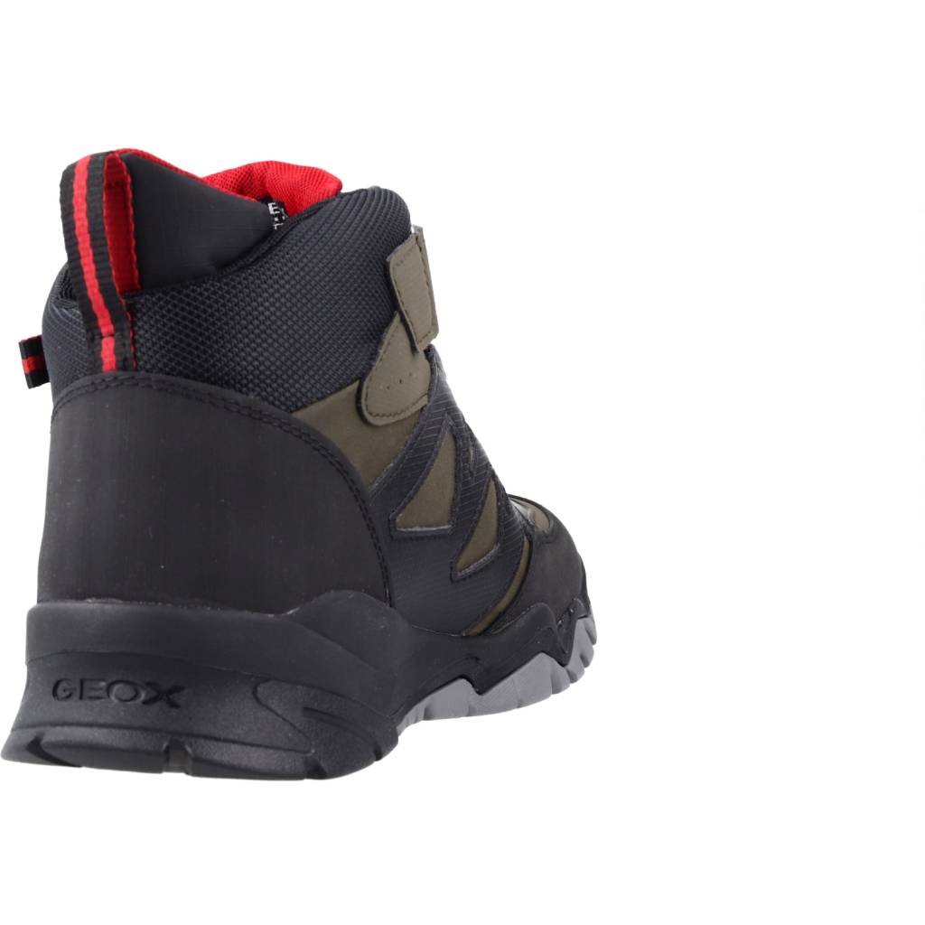 GEOX J MONTRACK BOY B ABX en color VERDE (3)