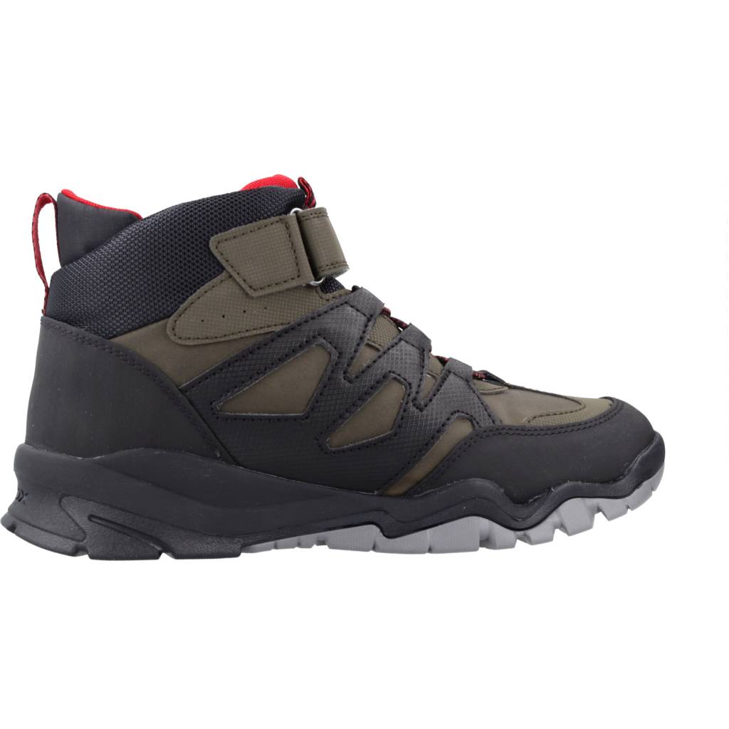 GEOX J MONTRACK BOY B ABX en color VERDE (4)