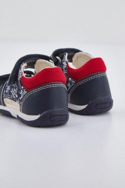 GEOX B SANDAL TAPUZ BOY en color AZUL (2)