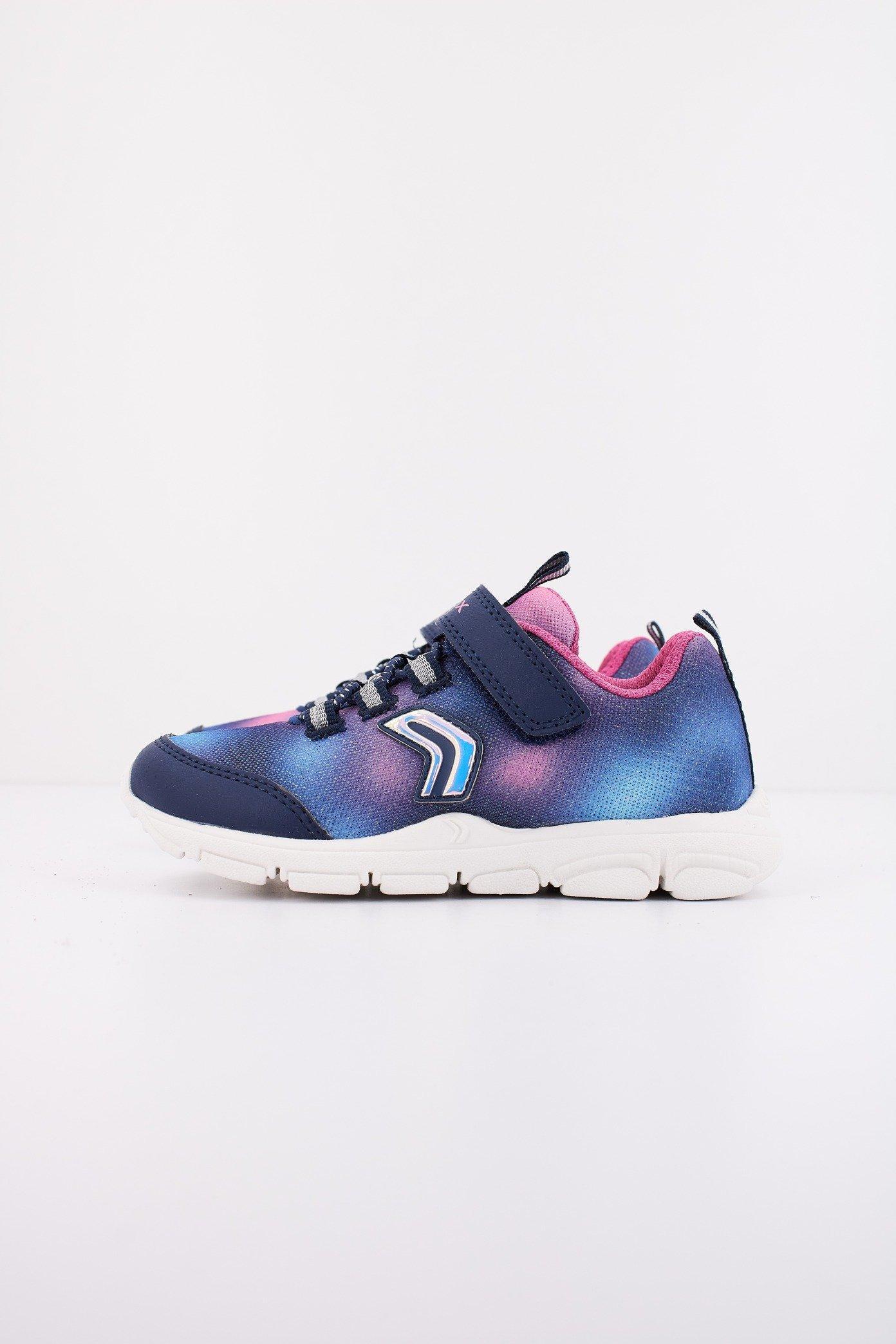 GEOX J NEW TORQUE GIRL en color AZUL (1)