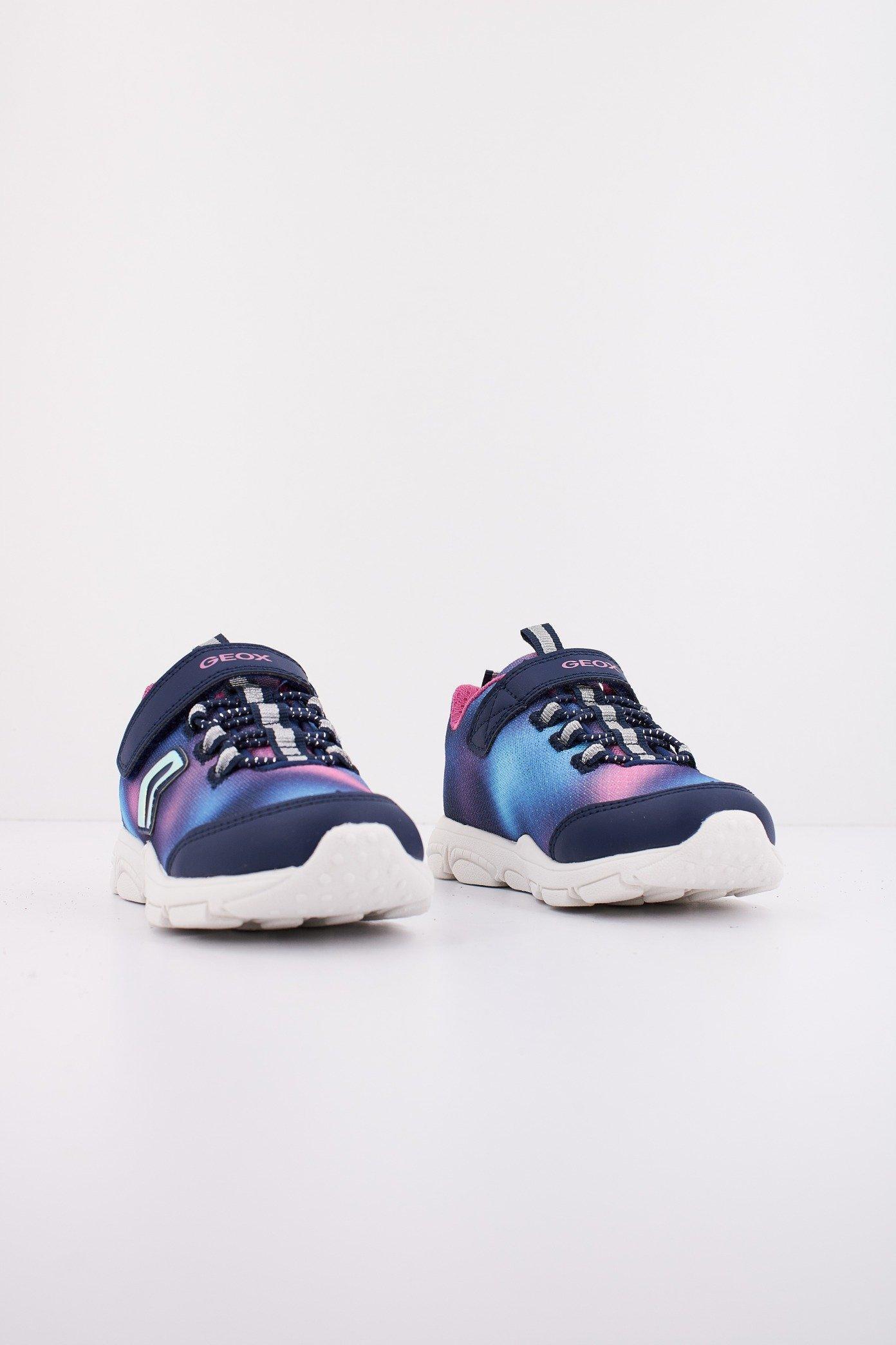 GEOX J NEW TORQUE GIRL en color AZUL (2)