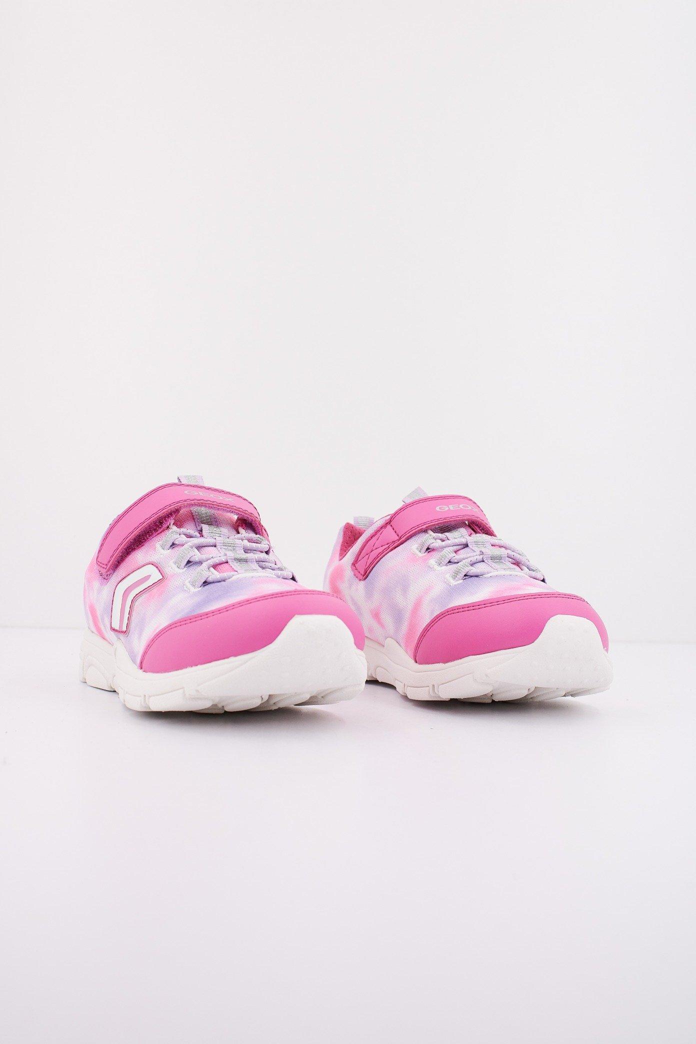 GEOX J NEW TORQUE GIRL en color ROSA (2)